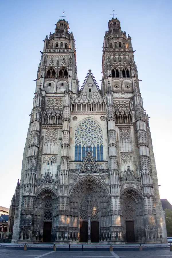 Solutions Monte Escalier Pose monte escalier Tours